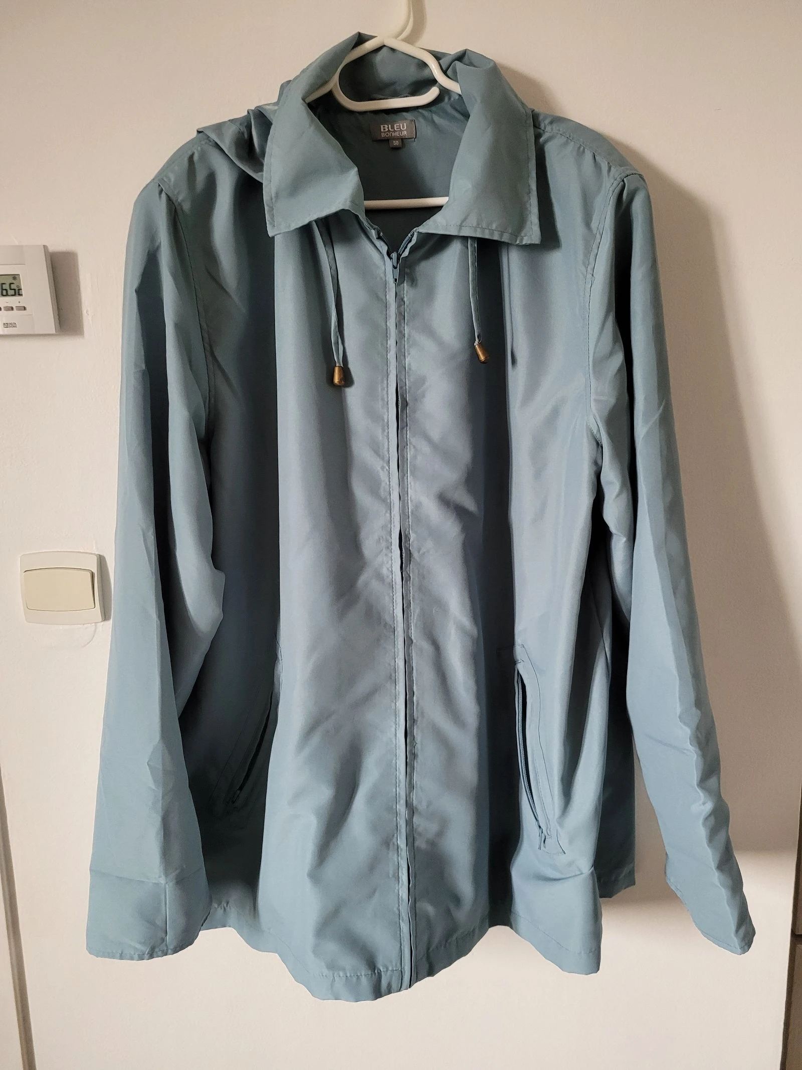 Coupe-vent bleu clair BLEU BONHEUR – Taille 50